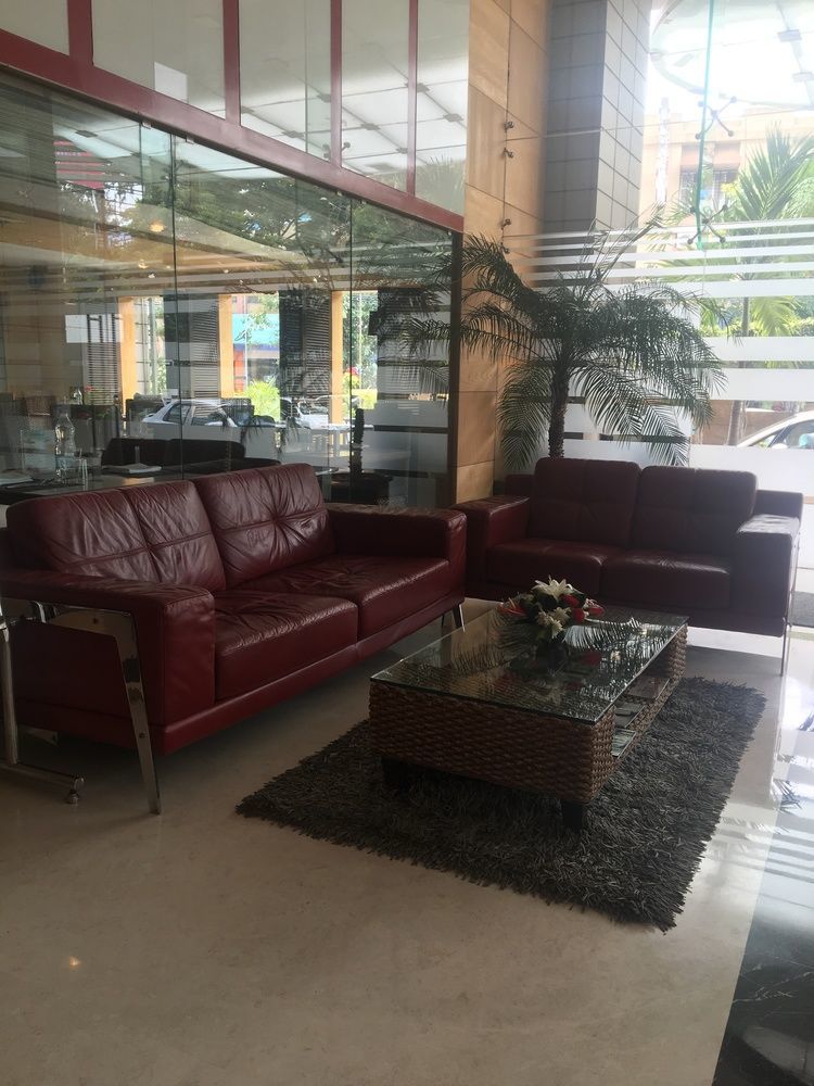Iris商务水疗酒店 班加罗尔 外观 照片
